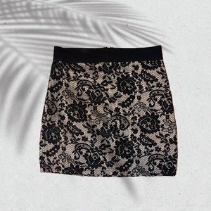 3/$15 🌺H&M Lace Mini Skirt